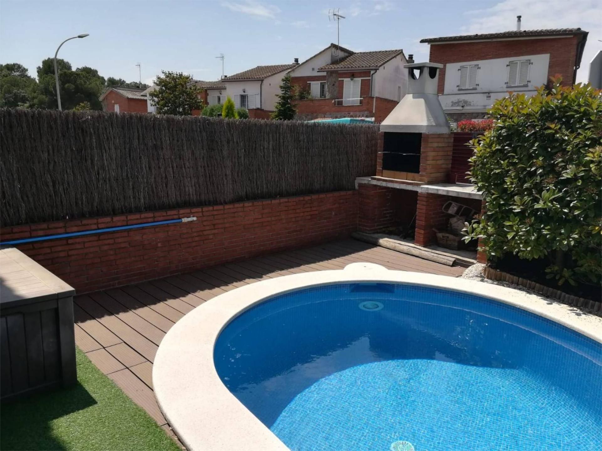Swimming pool of Single-family semi-detached to rent in Lliçà de Vall  with Air Conditioner, Heating and Private garden