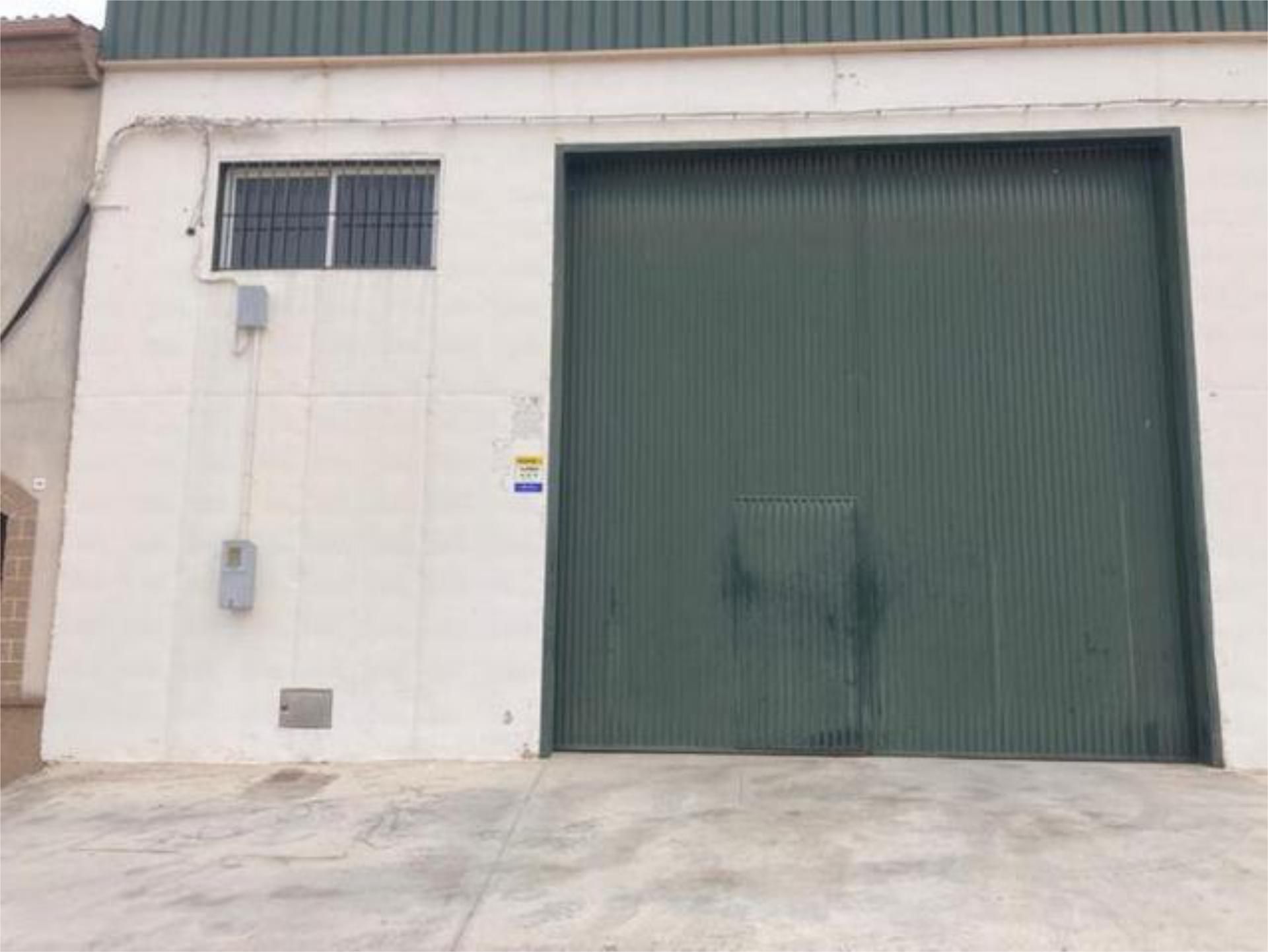 Nave industrial de alquiler en Aguilar de la Frontera