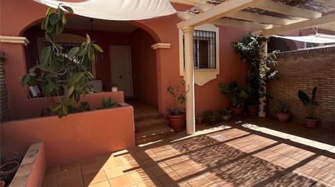 Foto 4 de Casa adosada en venta en Calle Fernando de Magallanes, 130, Condequinto, Sevilla