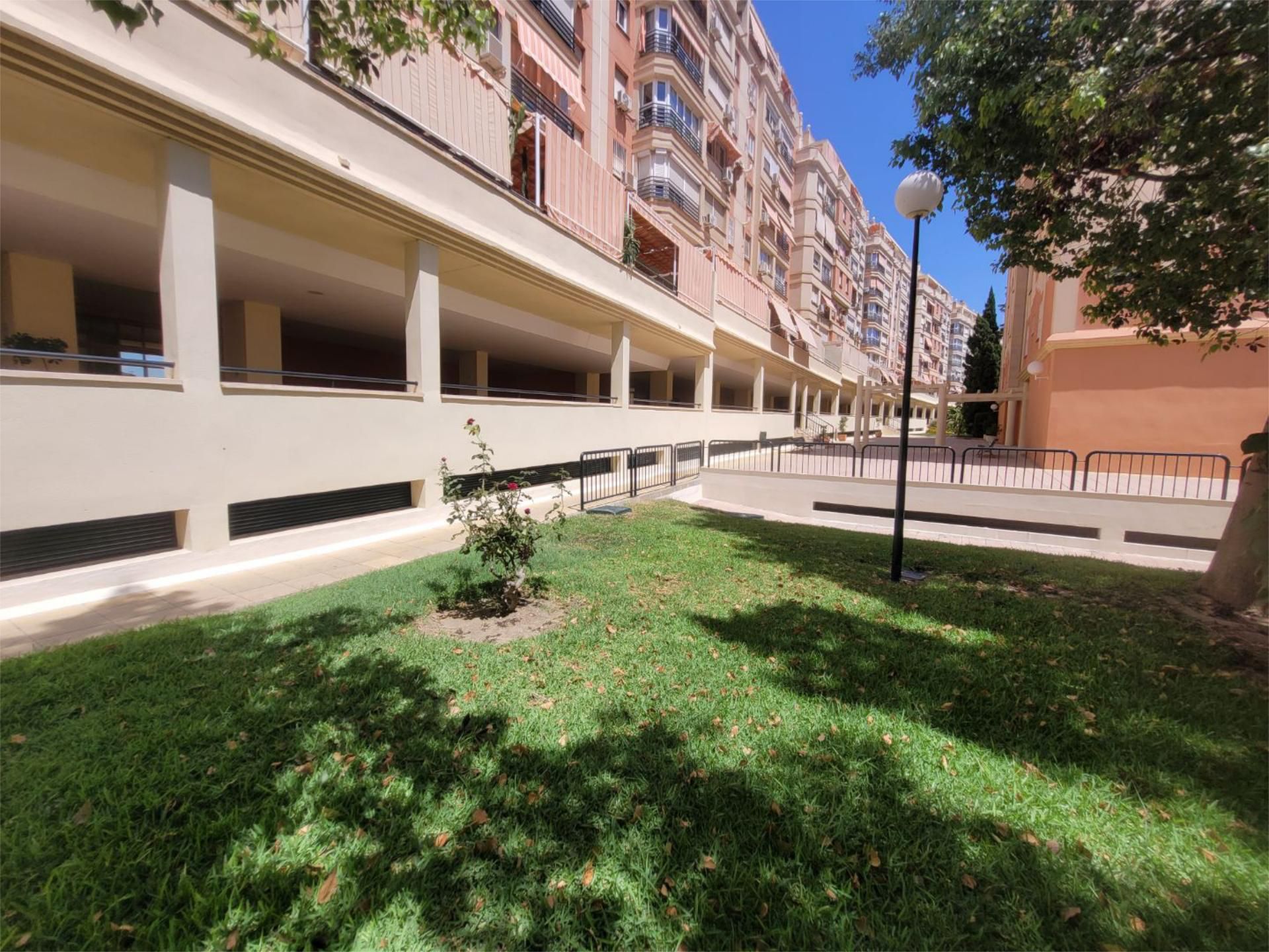 Exterior view of Flat to rent in Málaga Capital  with Air Conditioner, Private garden and Storage room