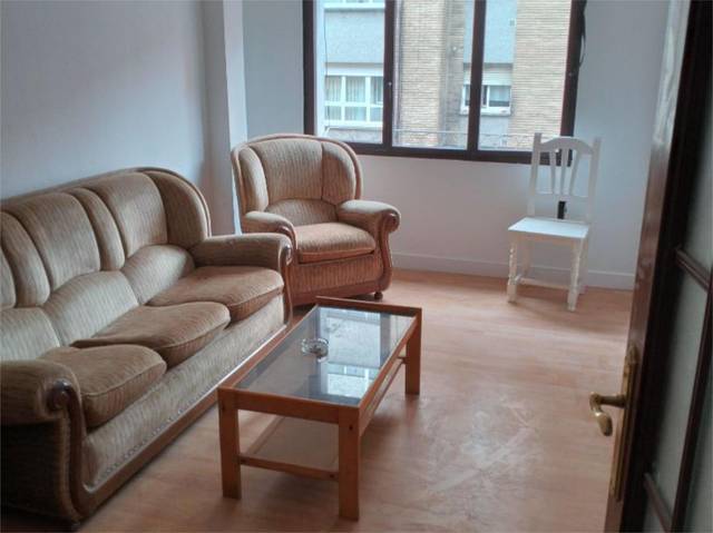 Piso en Venta en Calle Marcelino González, 23 en Llano