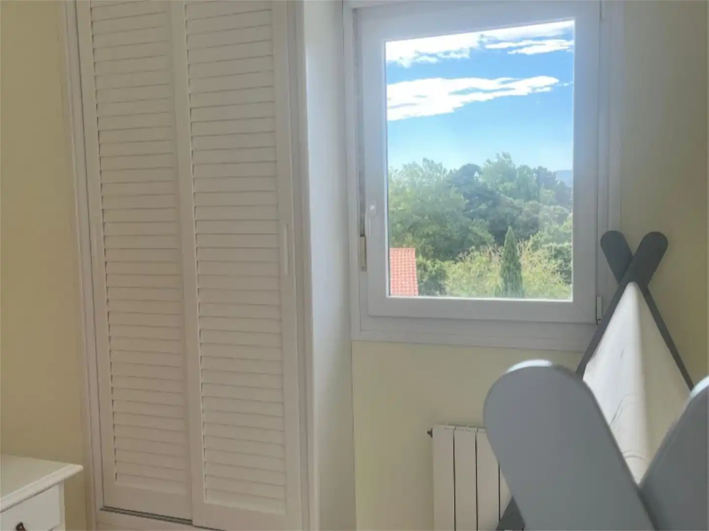 Wohnung zum Verkauf in Camino Alto de Santiago, 8, San Vicente de la Barquera Schlafzimmer von Wohnung zum Verkauf in San Vicente de la Barquera mit Heizung, Privatgarten und Terrasse