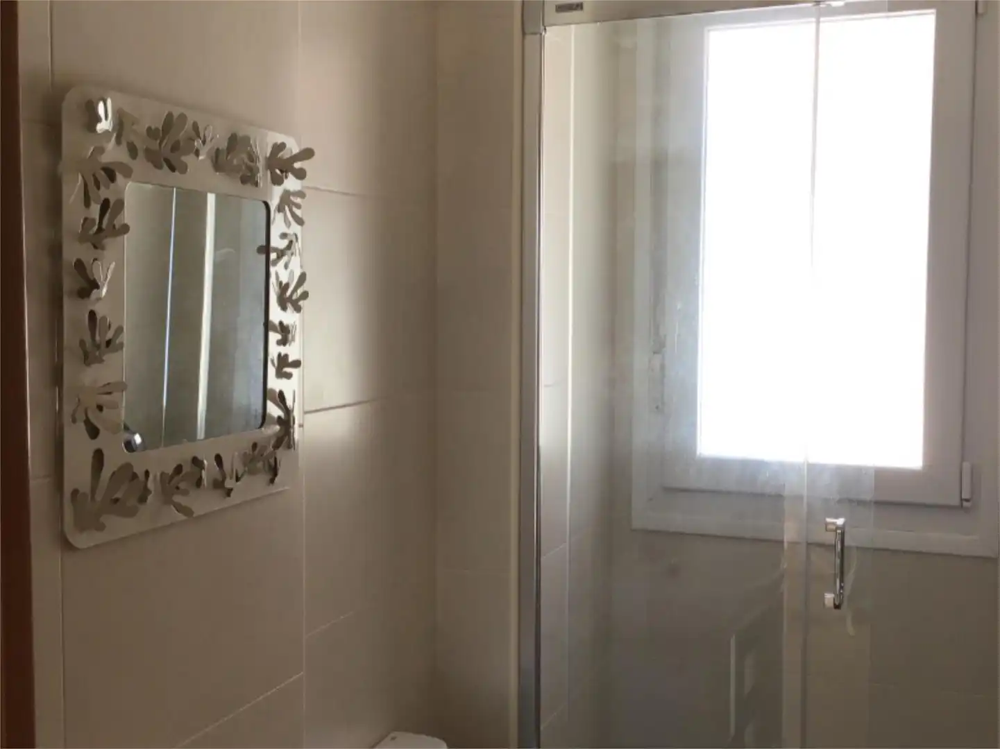 Wohnung zum Verkauf in Camino Alto de Santiago, 8, San Vicente de la Barquera Badezimmer von Wohnung zum Verkauf in San Vicente de la Barquera mit Heizung, Privatgarten und Terrasse