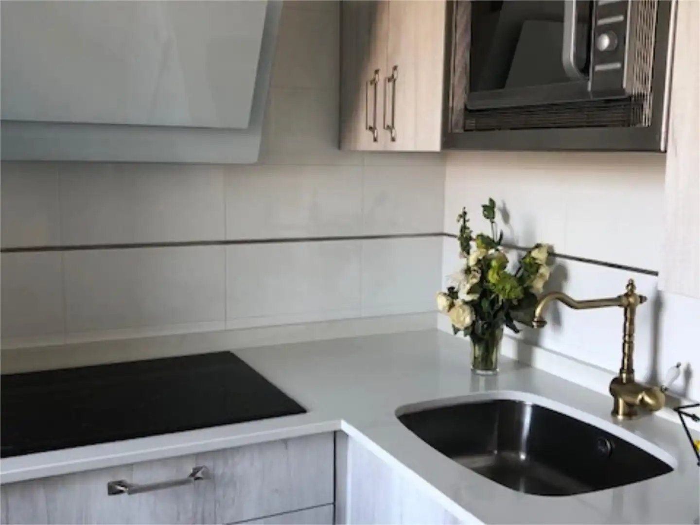Wohnung zum Verkauf in Camino Alto de Santiago, 8, San Vicente de la Barquera Küche von Wohnung zum Verkauf in San Vicente de la Barquera mit Heizung, Privatgarten und Terrasse