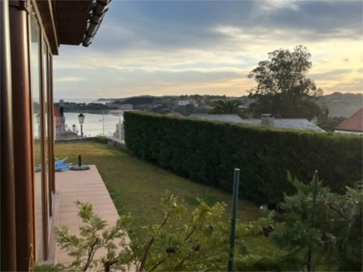 Wohnung zum Verkauf in Camino Alto de Santiago, 8, San Vicente de la Barquera Garten von Wohnung zum Verkauf in San Vicente de la Barquera mit Heizung, Privatgarten und Terrasse