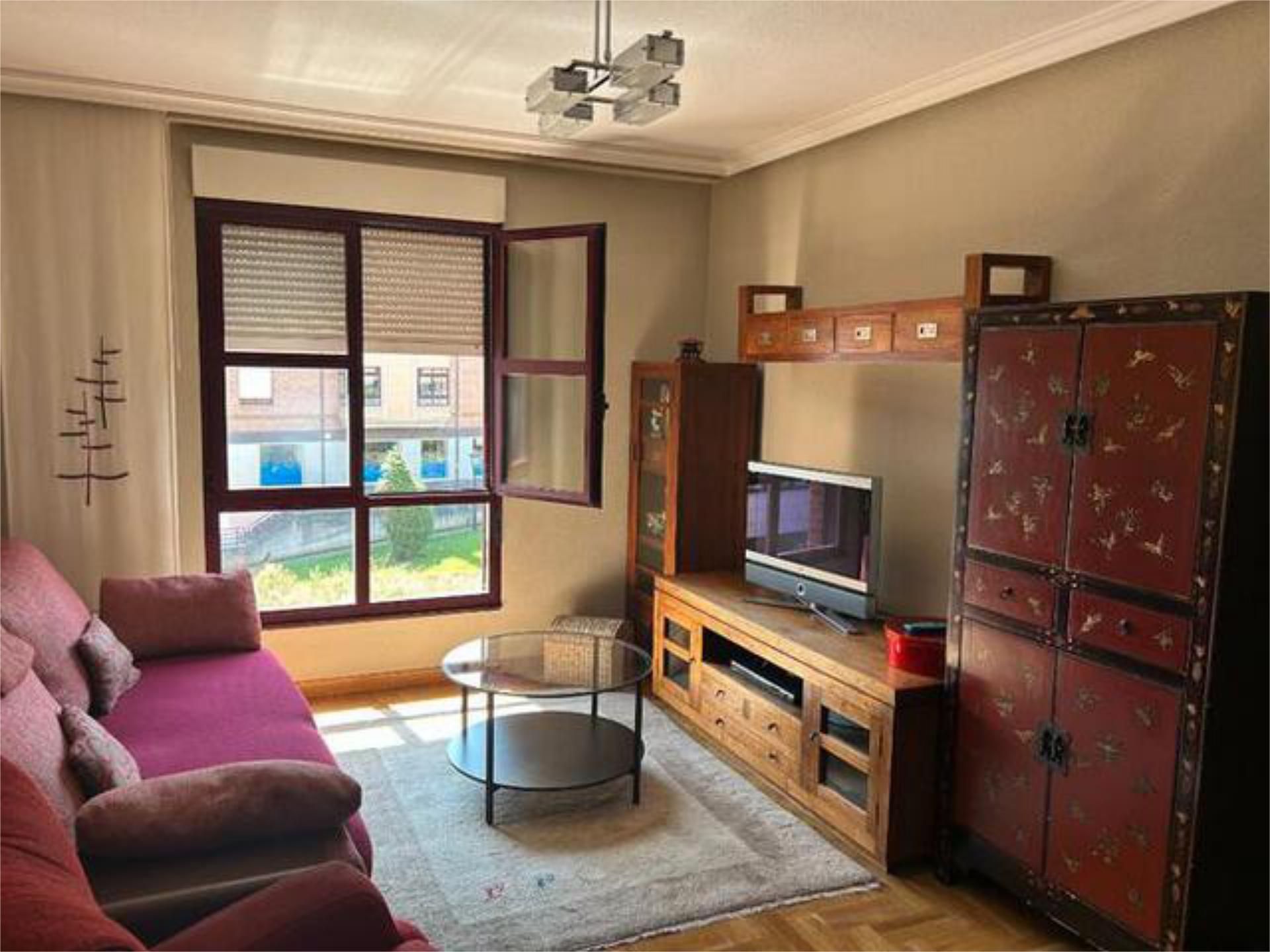 Living room of Flat for sale in Oviedo   with Terrace