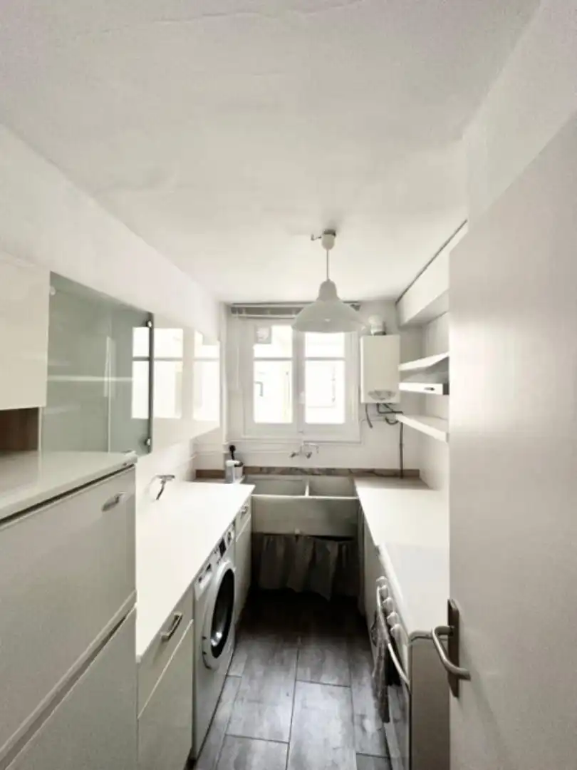 Flat for sale in Carrer de l'Actor Llorens, 15, Albors Kitchen of Flat for sale in Valencia with Air Conditioner, Parquet flooring and Terrace