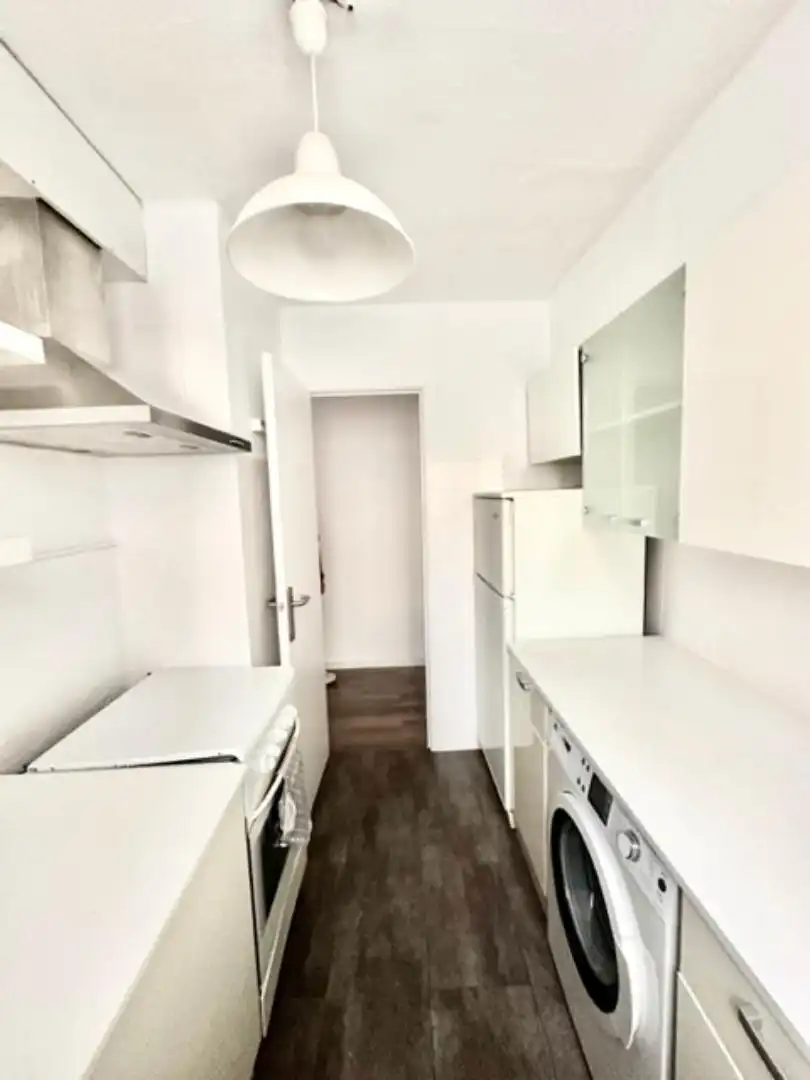 Flat for sale in Carrer de l'Actor Llorens, 15, Albors Kitchen of Flat for sale in Valencia with Air Conditioner, Parquet flooring and Terrace