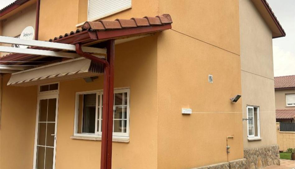 Flat for sale in Calle Maspalomas, 45, Hontanares de Eresma, Segovia - image 1 Photo 1 of Flat for sale in Calle Maspalomas, 45, Hontanares de Eresma, Segovia