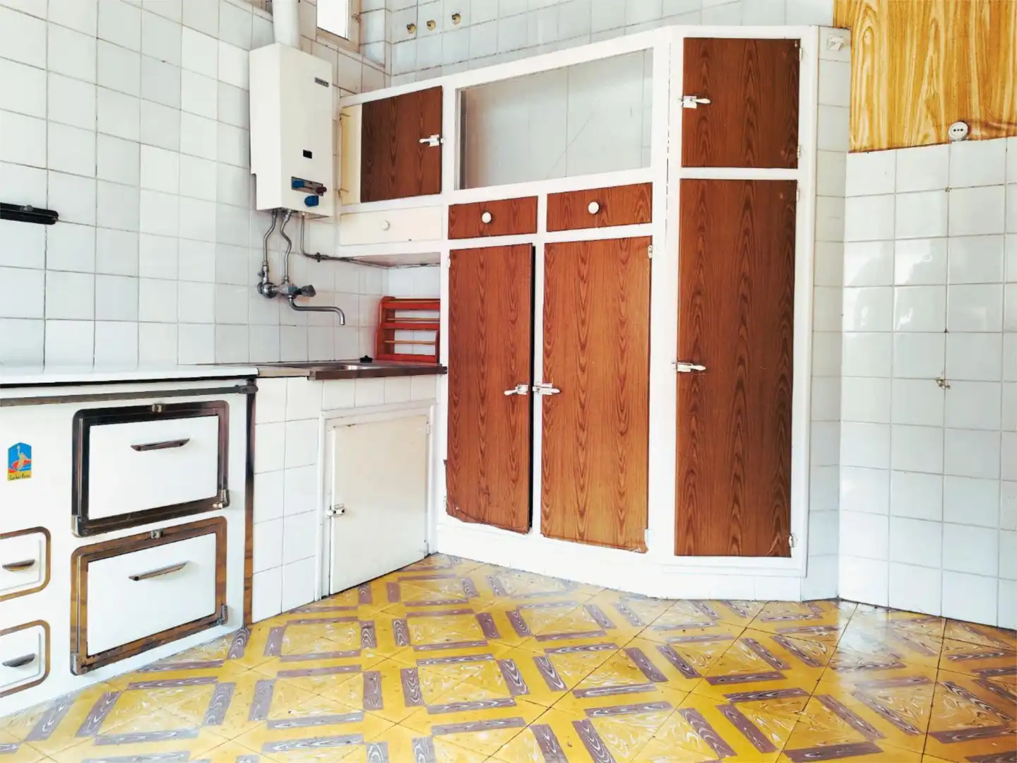 Kitchen of Flat for sale in Laviana  with Heating, Private garden and Parquet flooring