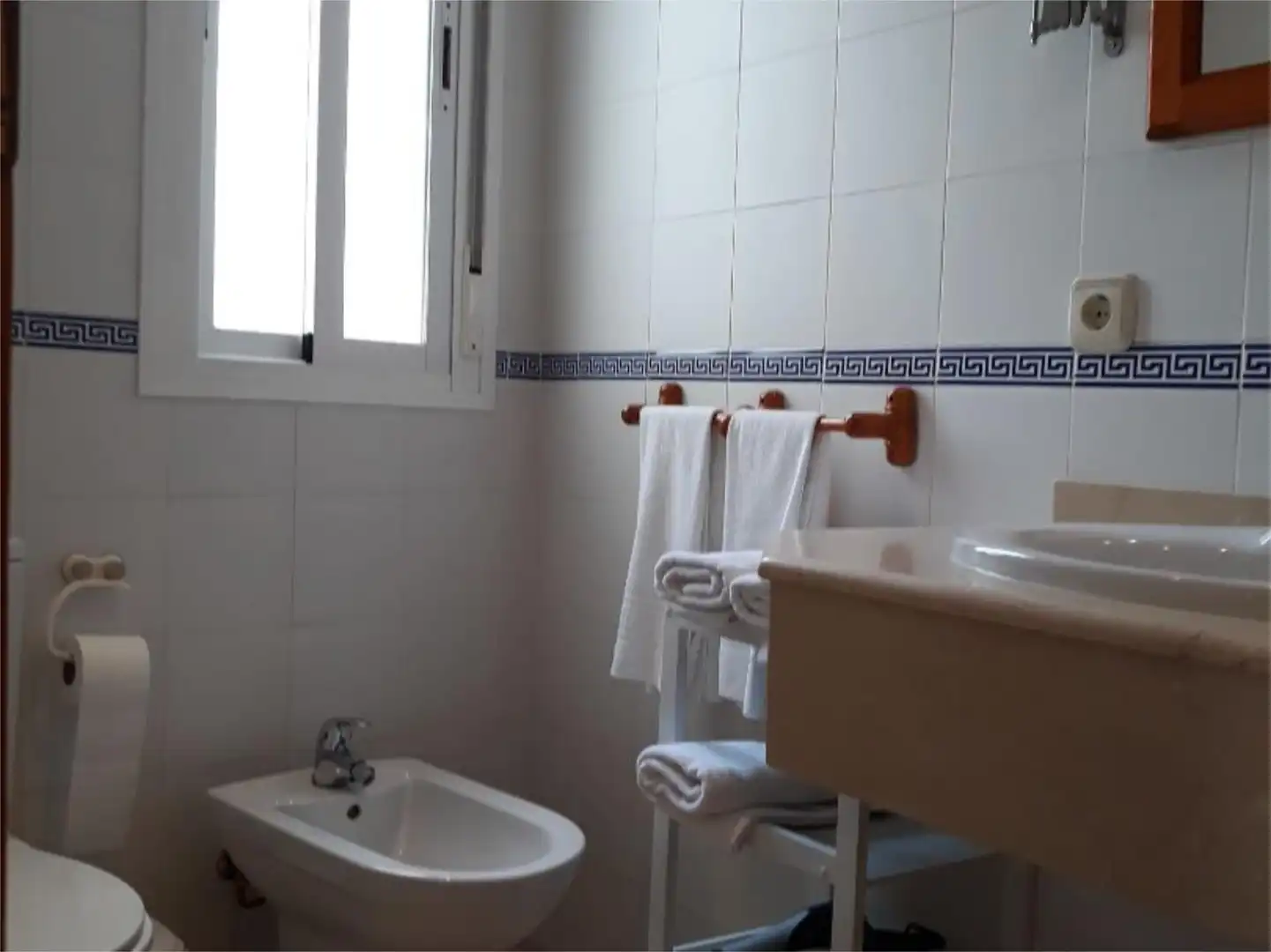 Apartamento de alquiler en Calle Fernando Colón, 18, Casco Histórico - Ribera - San Basilio Baño de Apartamento de alquiler en Córdoba con Aire acondicionado, Calefacción y Amueblado