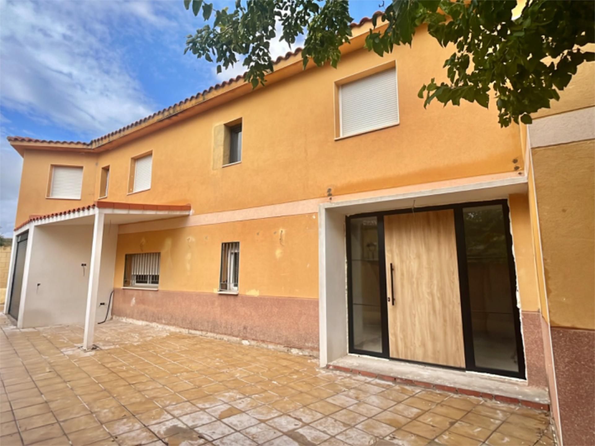 Exterior view of House or chalet for sale in Fuentidueña de Tajo  with Heating, Private garden and Terrace