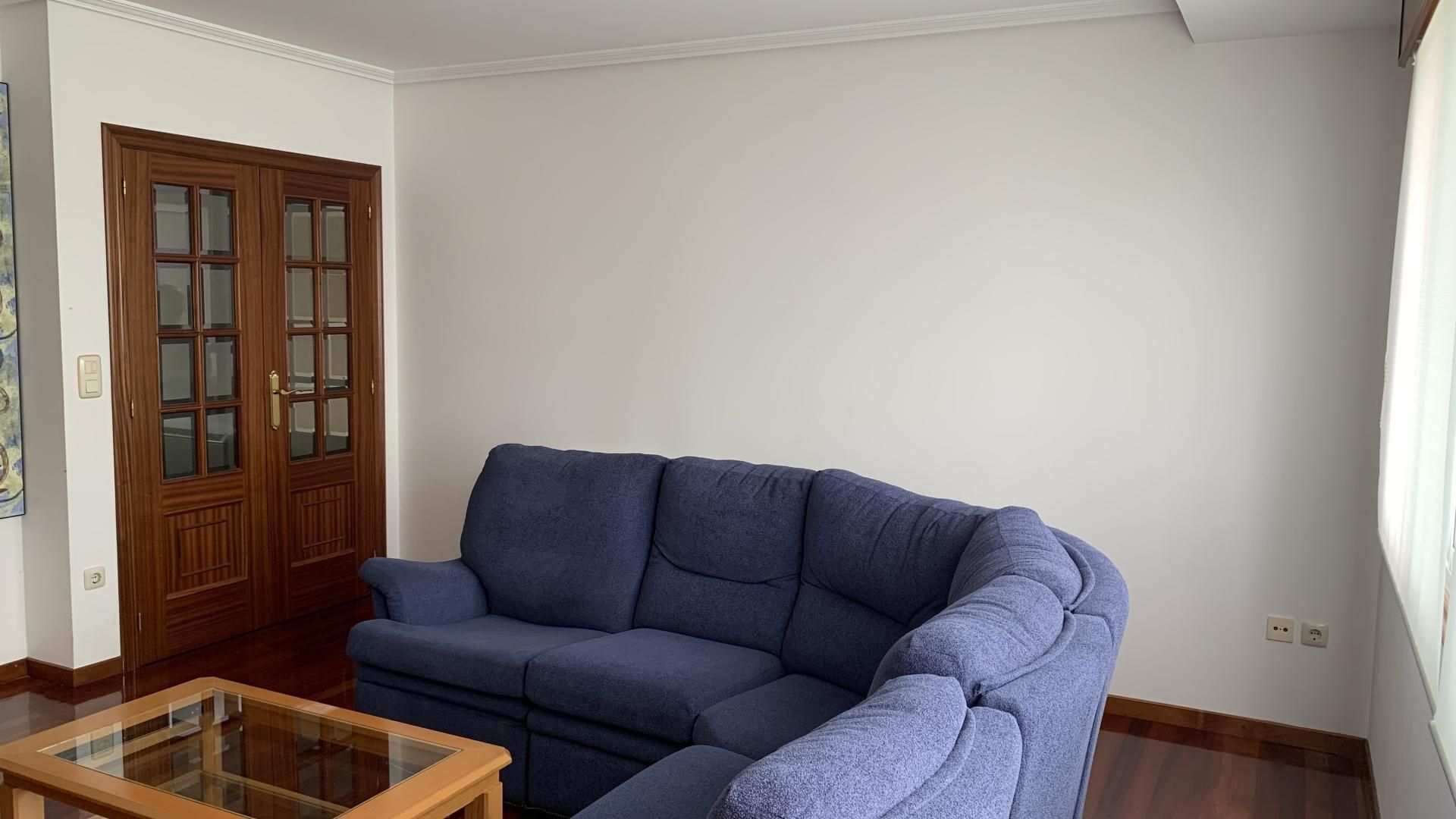 Living room of Flat to share in Melide  with Parquet flooring and Furnished
