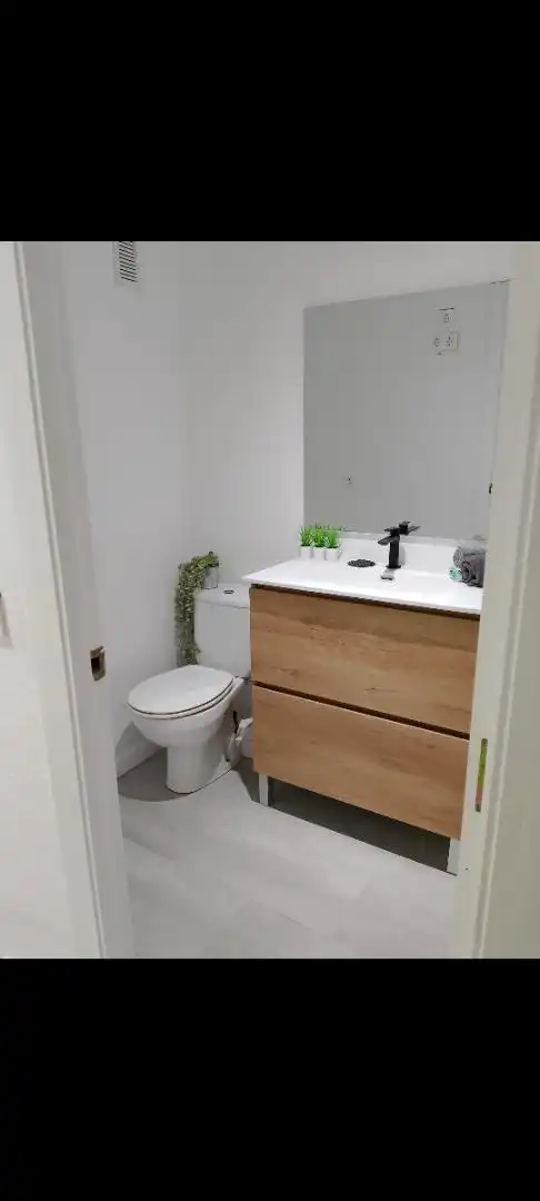 Habitación en Carrer de Juan Ramon Jiménez, 3, Silla Baño de Piso para compartir en Silla con Parquet, Amueblado y Horno