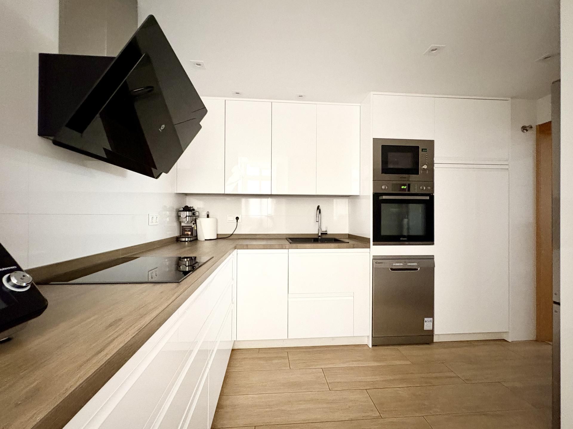 Kitchen of Flat for sale in Málaga Capital  with Air Conditioner, Terrace and Swimming Pool