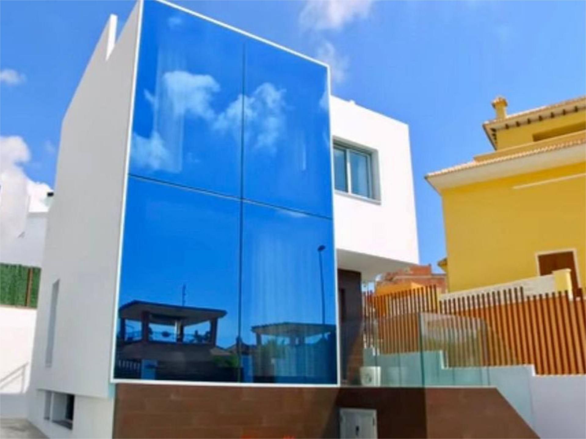 Vista exterior de Casa o chalet en venta en Finestrat con Aire acondicionado, Terraza y Piscina