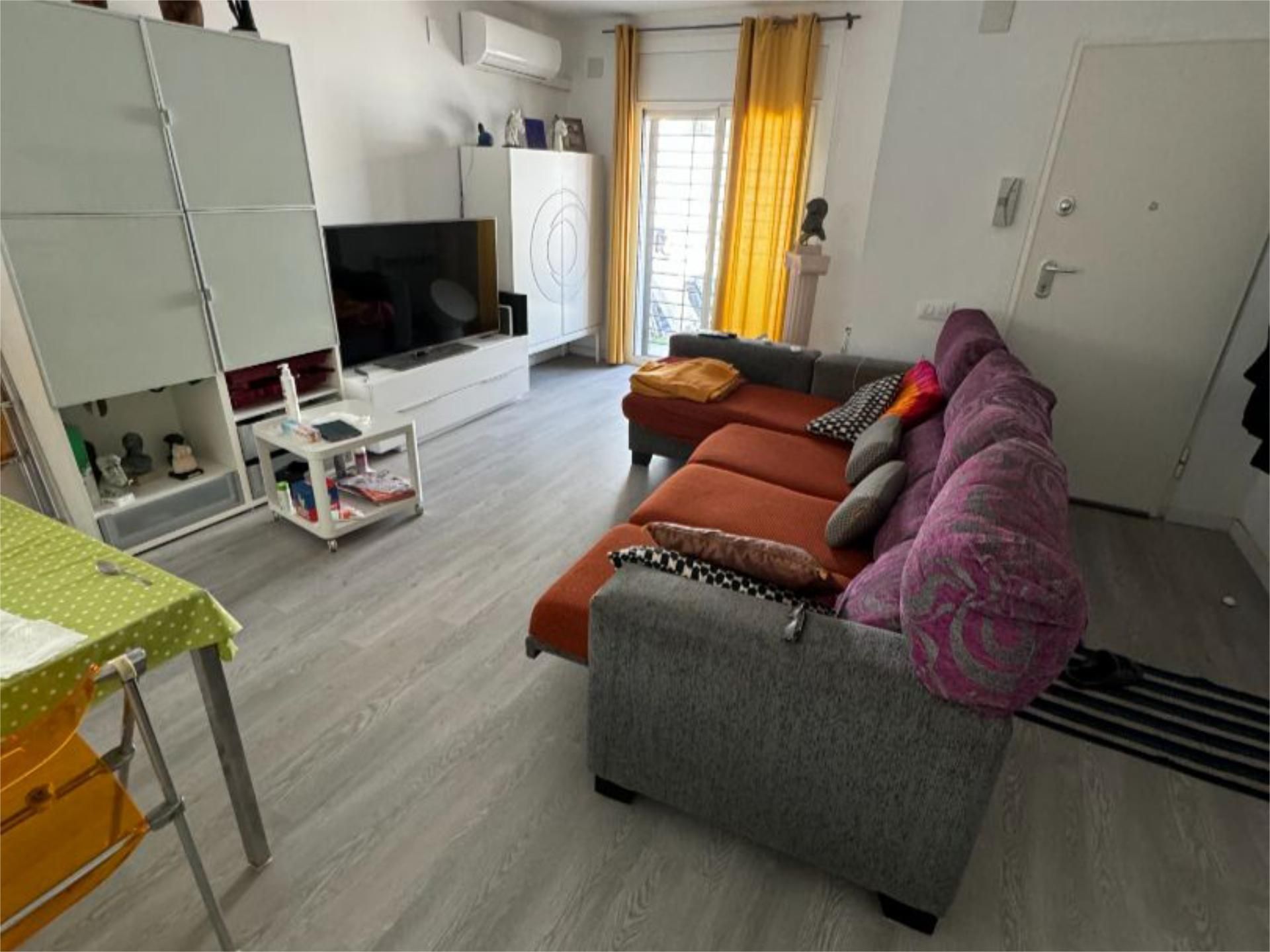 Living room of Single-family semi-detached for sale in Cunit  with Air Conditioner, Heating and Parquet flooring
