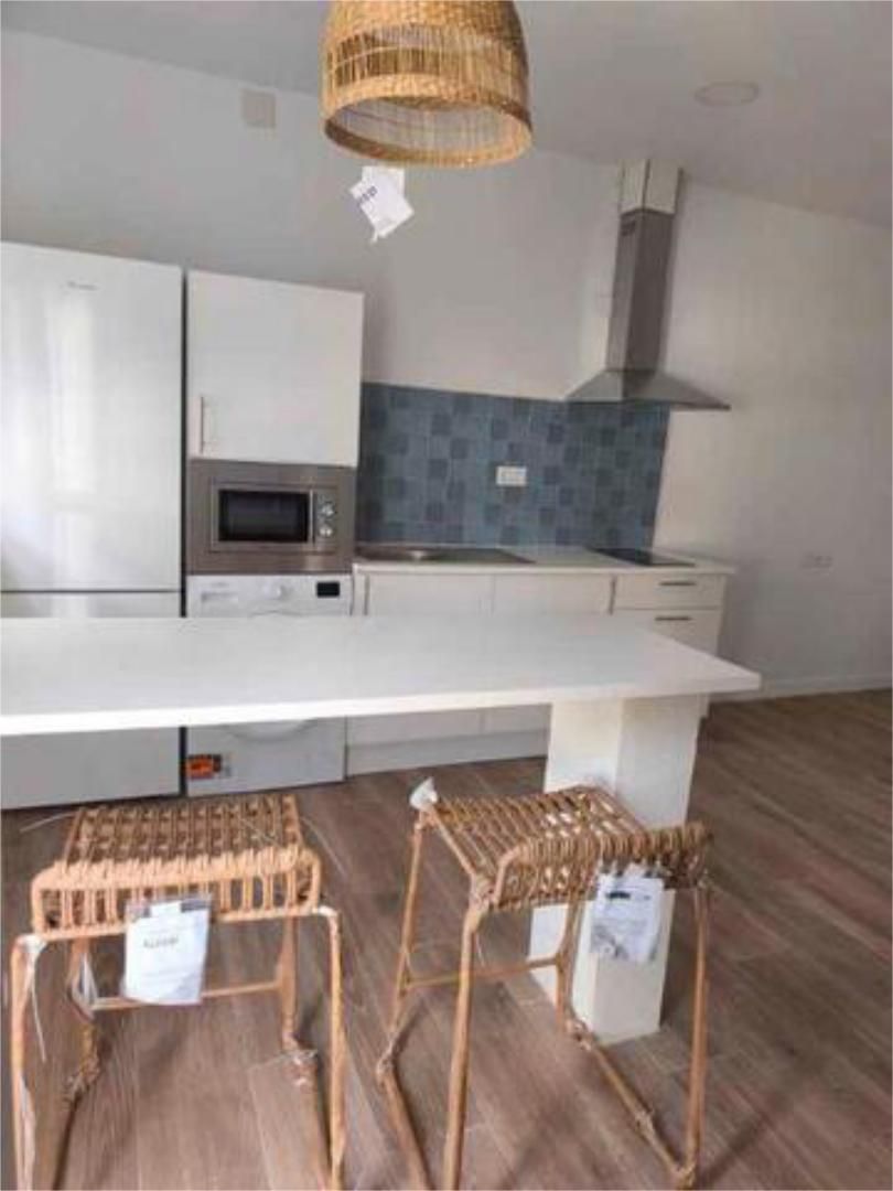 Cocina de Apartamento de alquiler en Dos Hermanas con Jardín privado, Terraza y Se aceptan mascotas