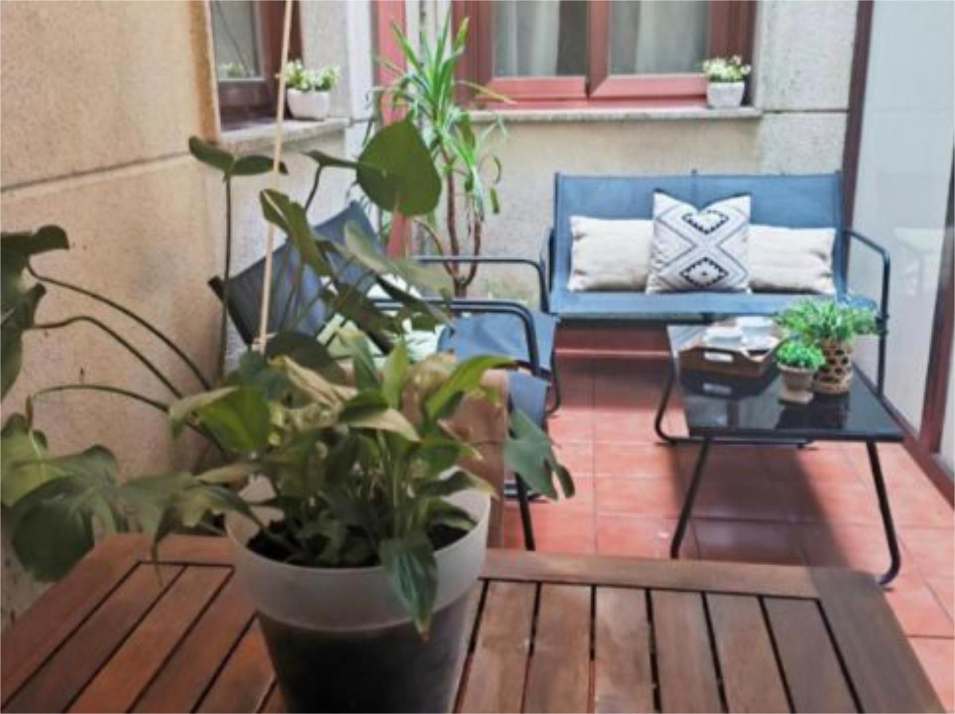 Terrace of Flat to rent in Marín  with Heating, Parquet flooring and Furnished