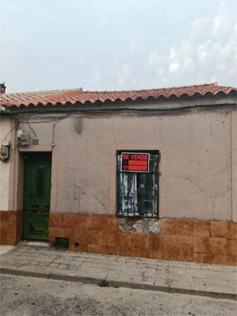 Vista exterior de Casa o xalet en venda en Puertollano amb Terrassa