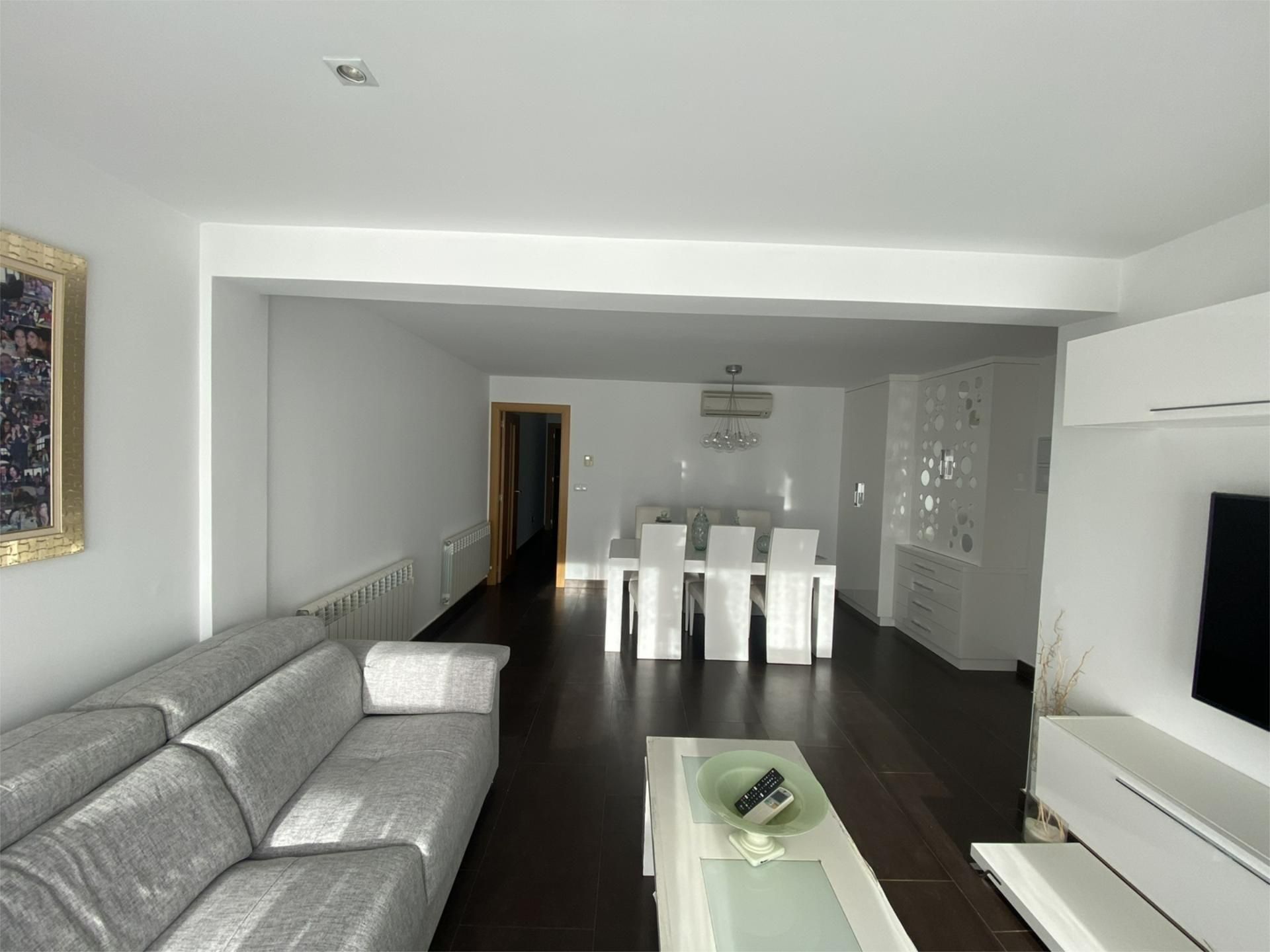 Living room of Flat to rent in Almansa  with Air Conditioner, Heating and Furnished