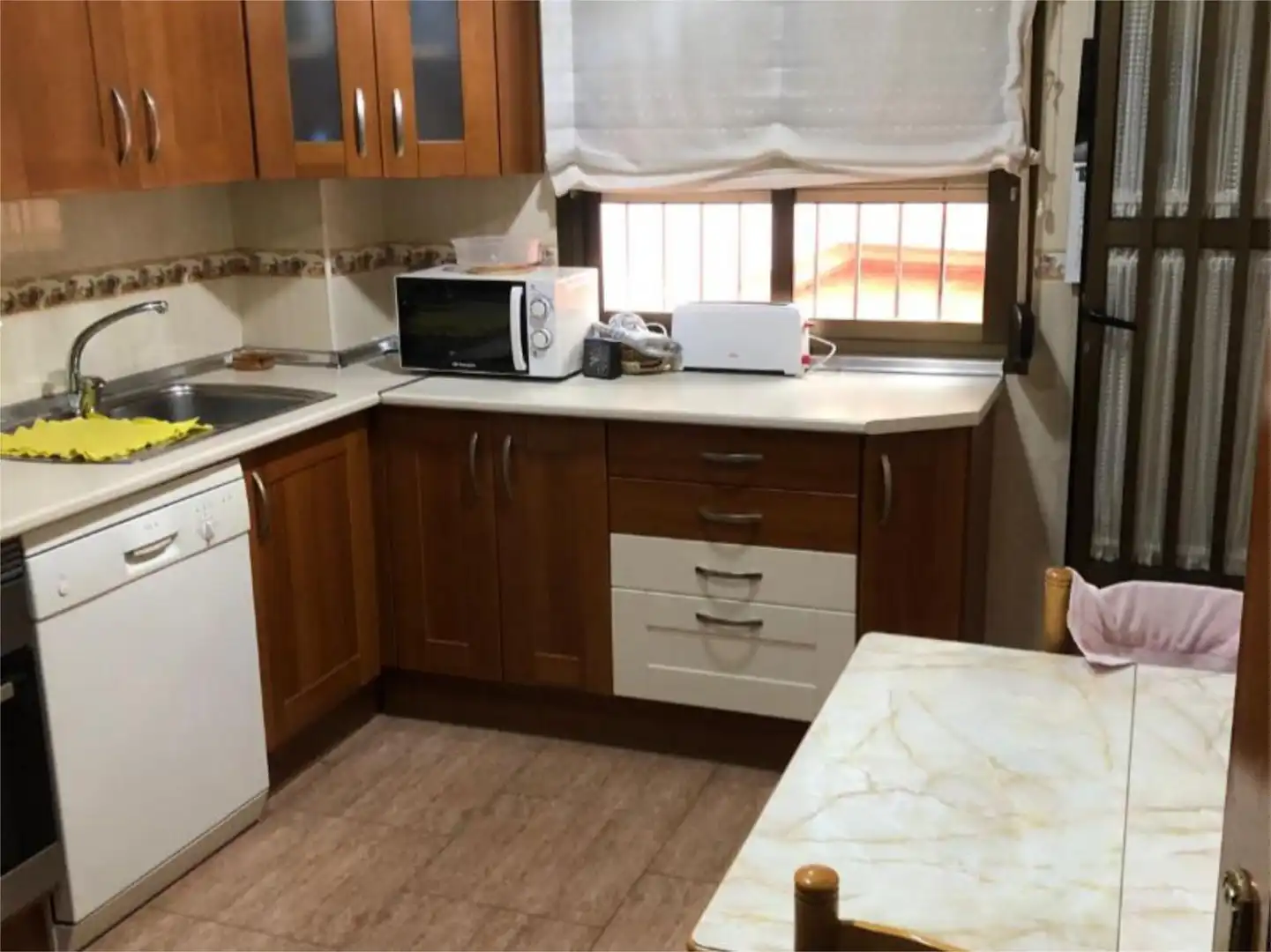 Kitchen of Flat for rent in Albacete  with Heating, Terrace and Furnished