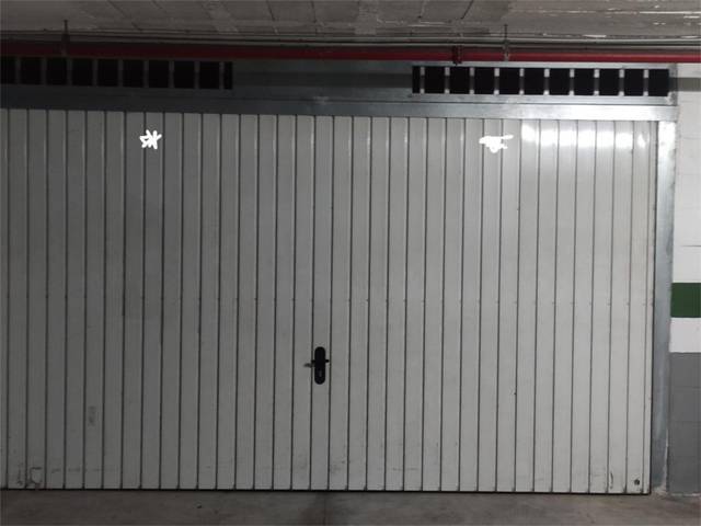 Garaje en Alquiler en Avenida Retamar, 2 en La Capellanía - El Higuerón