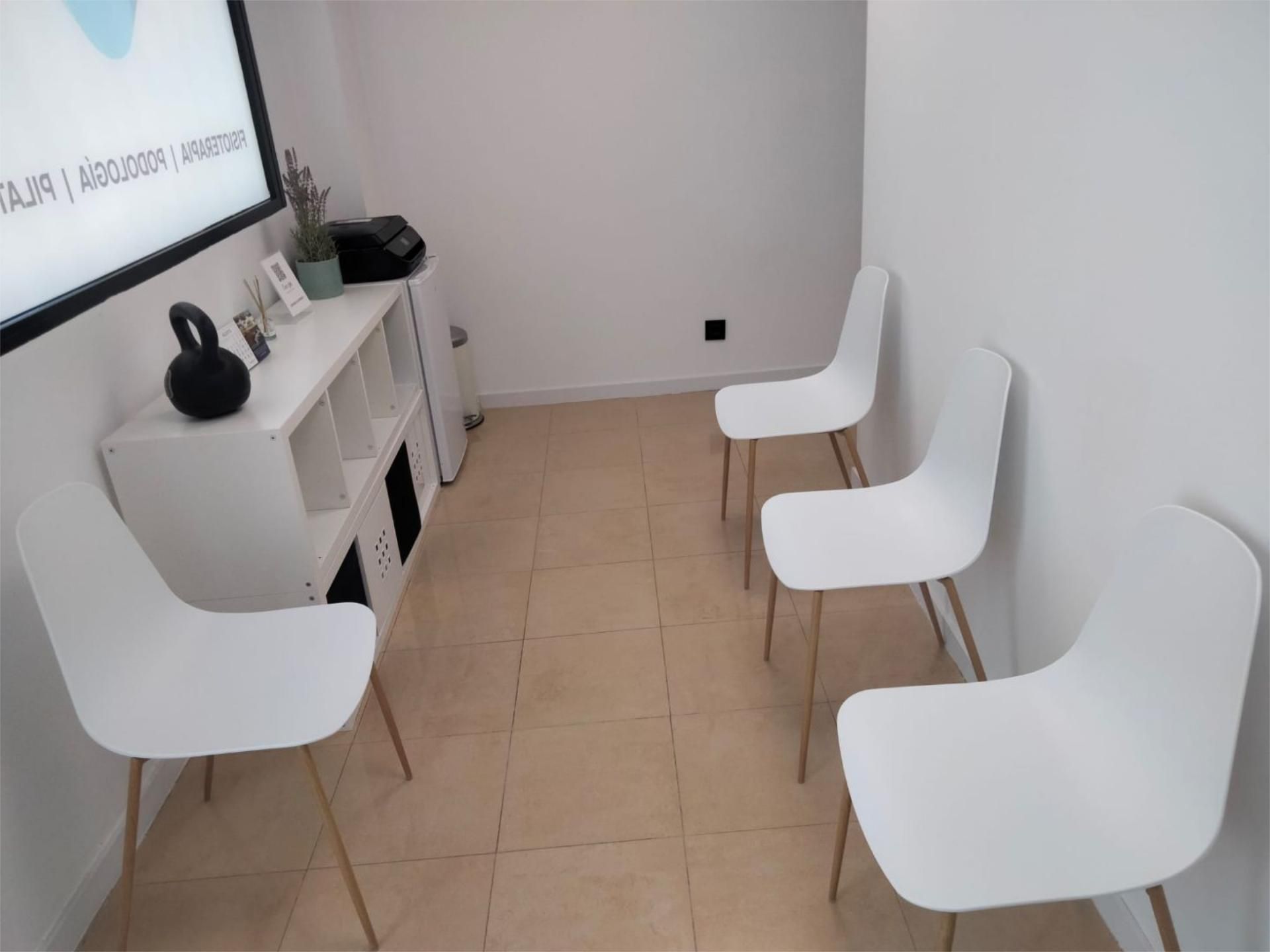 Premises to rent in  Madrid Capital  with Air Conditioner, Heating and Furnished