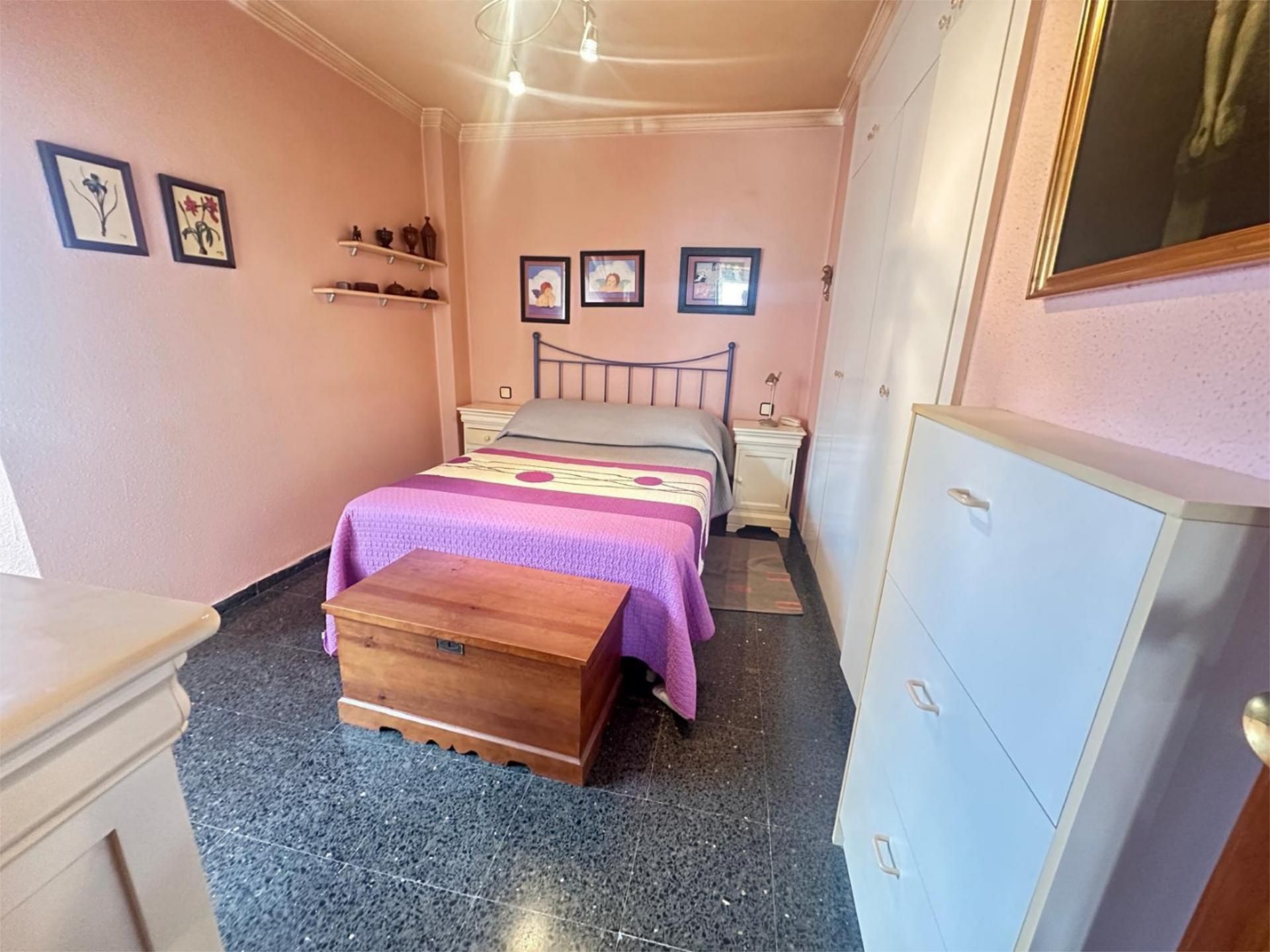 Bedroom of Flat to share in Las Palmas de Gran Canaria  with Furnished, Oven and Washing machine
