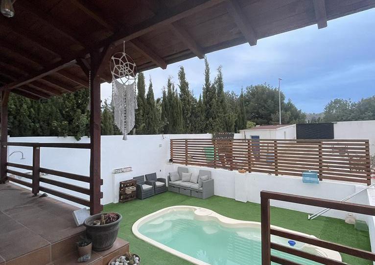 Photo 1 of Flat to share in Calle Cisne, 60a, Busot, Alicante