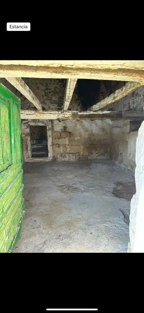 Casa adosada en venda a Poblado Cilleruelo de Bezana, Valle de Valdebezana Casa adosada en venda en Valle de Valdebezana amb Jardí privat