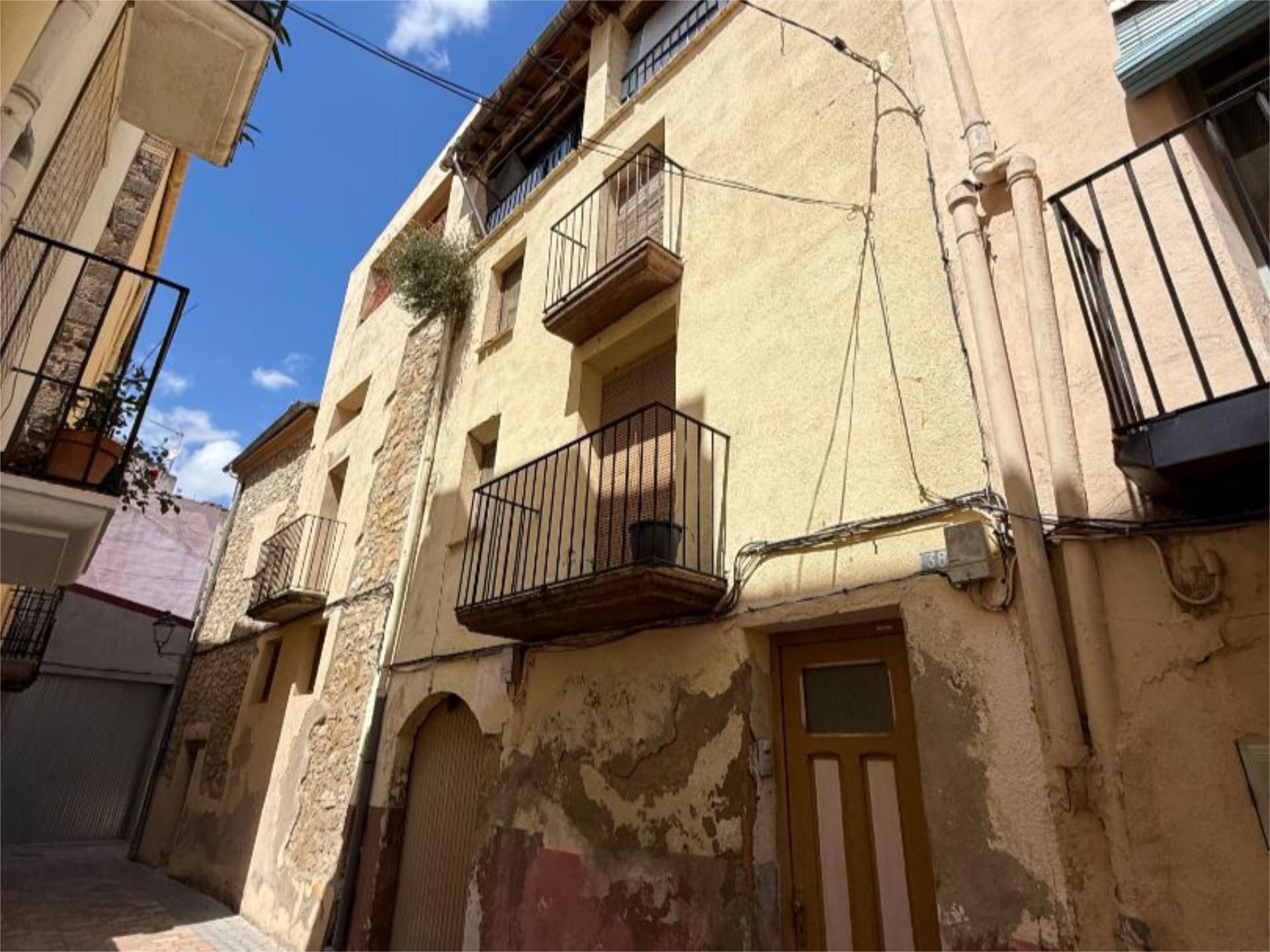 Vista exterior de Casa o xalet en venda en Batea amb Balcó