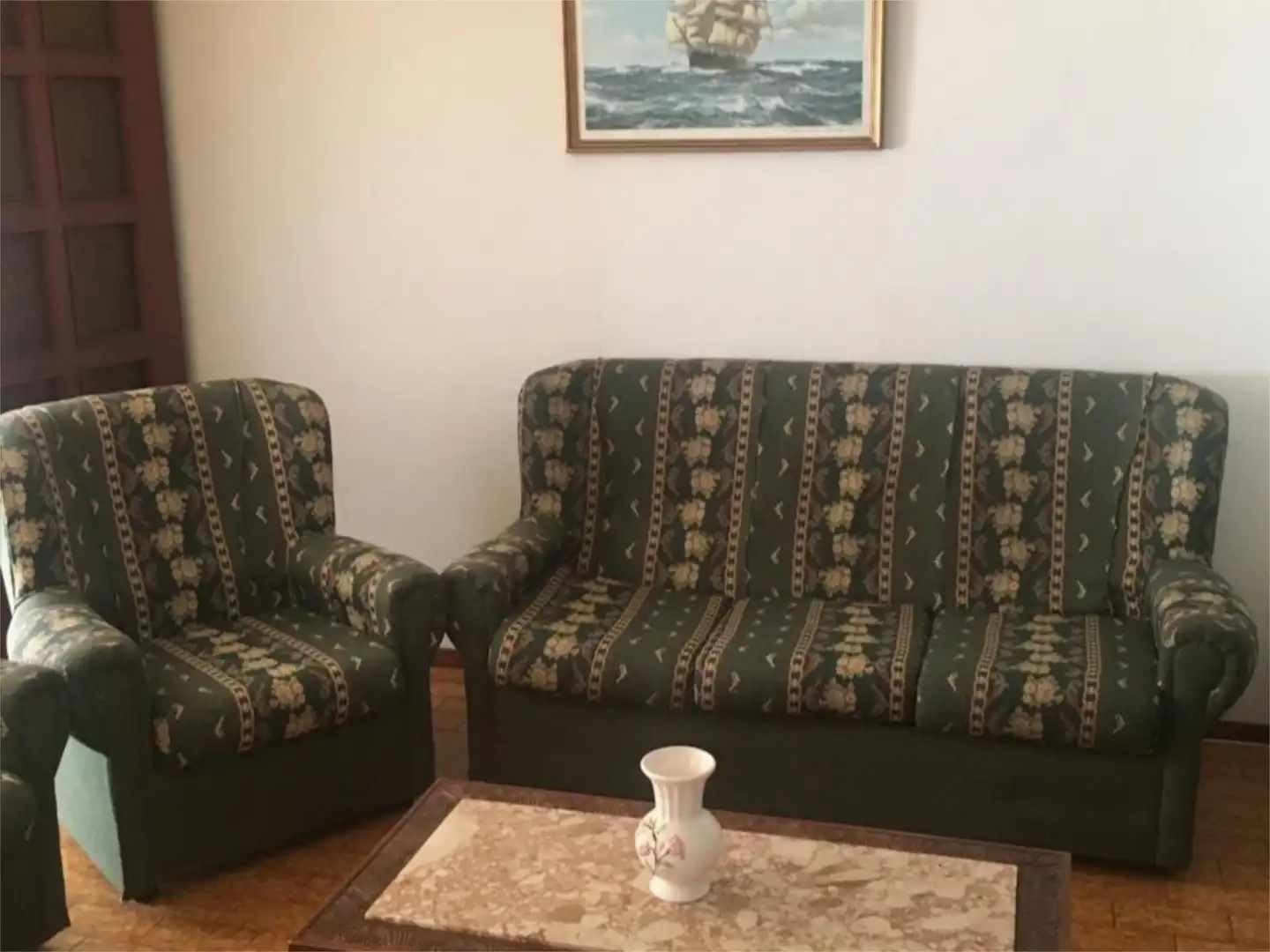 Sala d'estar de Pis de lloguer en A Coruña Capital  amb Moblat i Balcó