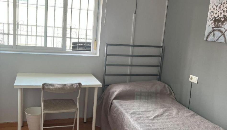 Photo 1 of Flat to share in Callejón Valladares, 6, Triana Casco Antiguo, Sevilla