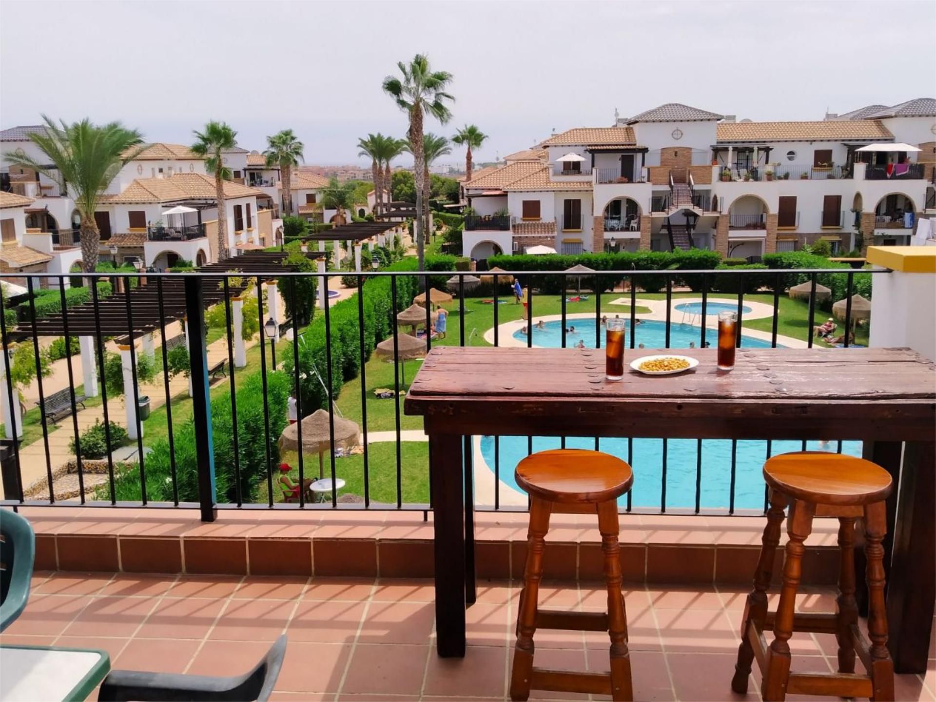 Terraza de Apartamento de alquiler en Vera con Aire acondicionado, Terraza y Piscina