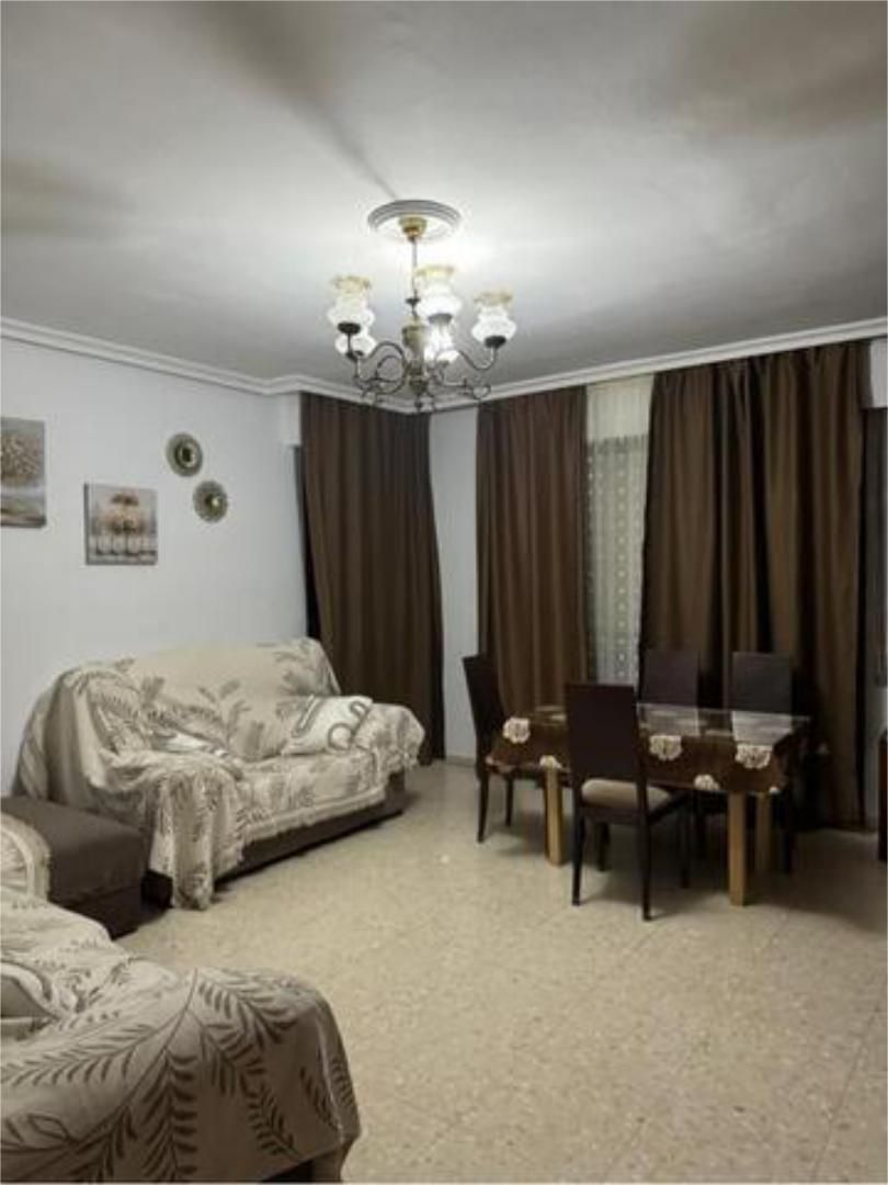 Living room of Flat to share in Badajoz Capital  with Heating, Terrace and Furnished