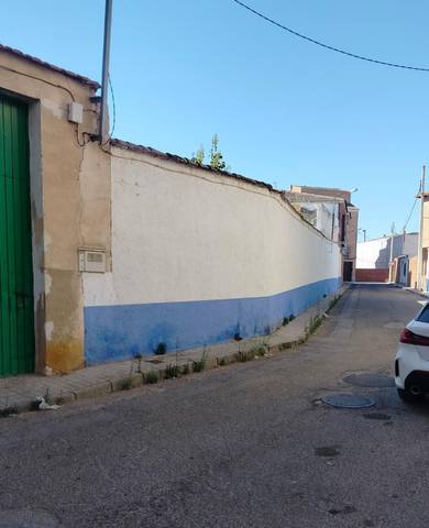 Terreno en Venta en Calle Rosa del Azafrán, 5 en Consuegra