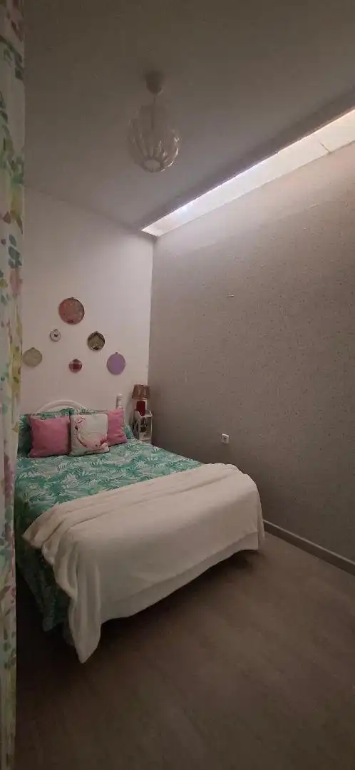 Planta baja en venta en Calle Serenata, 11, Los Jardines de Marbella - La Ermita Habitación de Planta baja en venta en Marbella con Aire acondicionado