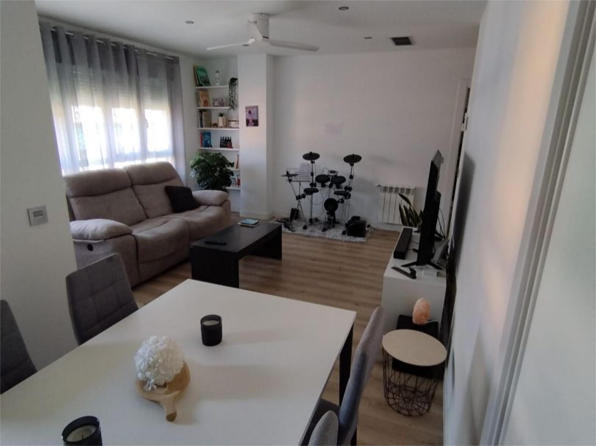 Sala d'estar de Pis per a compartir en Ciudad Real Capital amb Aire condicionat, Calefacció i Moblat