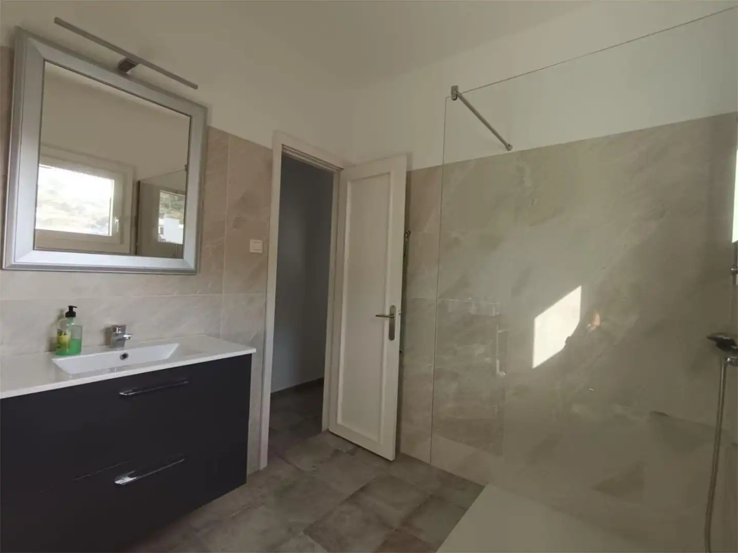 Flat for sale in Camino Los Perales, 22, Vega Lagunera Bathroom of Flat for sale in San Cristóbal de la Laguna with Private garden, Terrace and Storage room