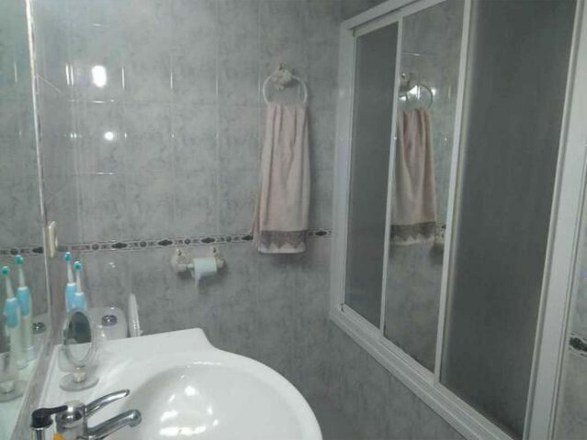 Bathroom of Flat to rent in  Córdoba Capital  with Heating and Furnished