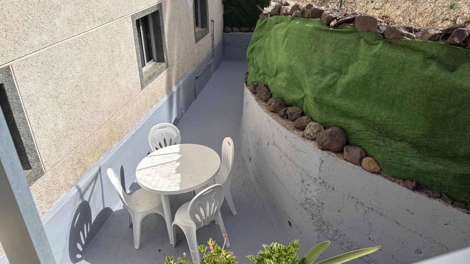 Terrassa de Pis de lloguer en Vallehermoso amb Calefacció, Parquet i Terrassa