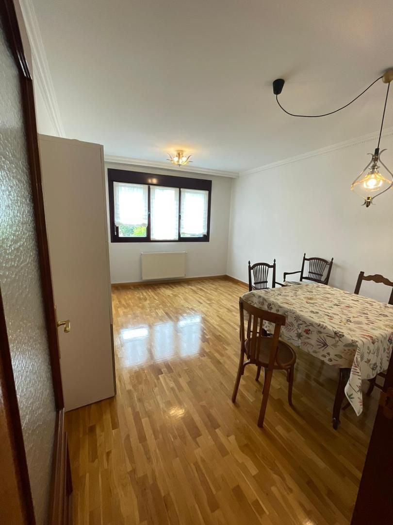 Dining room of Flat for sale in Oviedo 