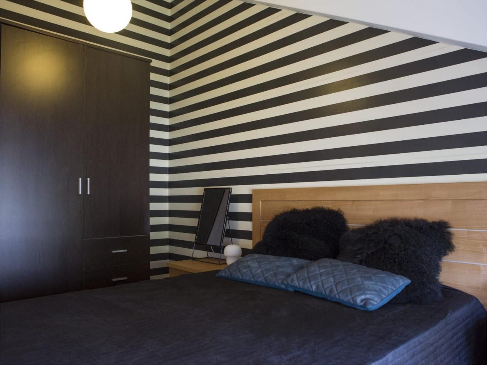 Habitación de Apartamento de alquiler en Santiago de Compostela  con Calefacción, Trastero y Amueblado
