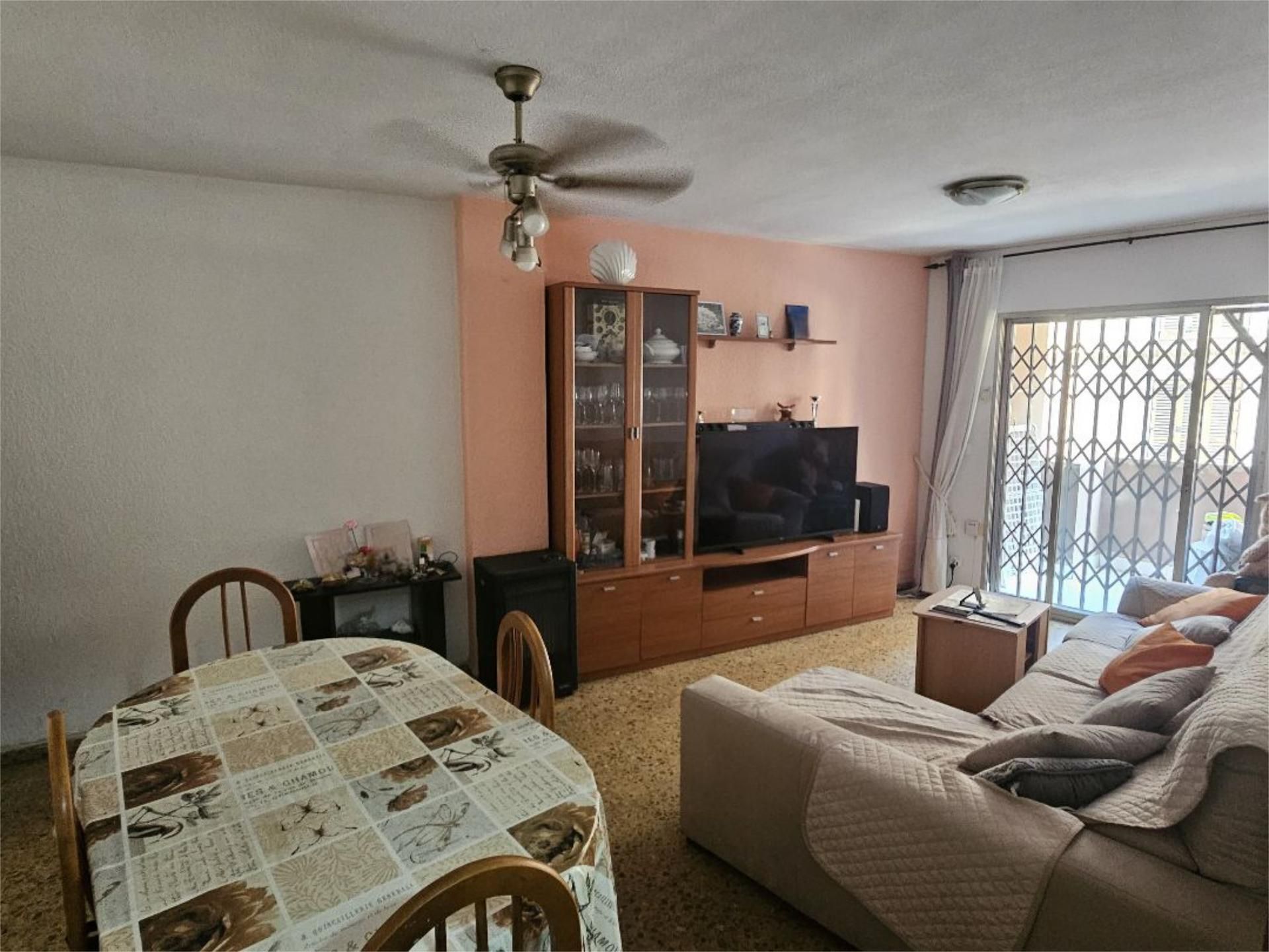 Sala d'estar de Pis en venda en  Valencia Capital amb Terrassa i Balcó