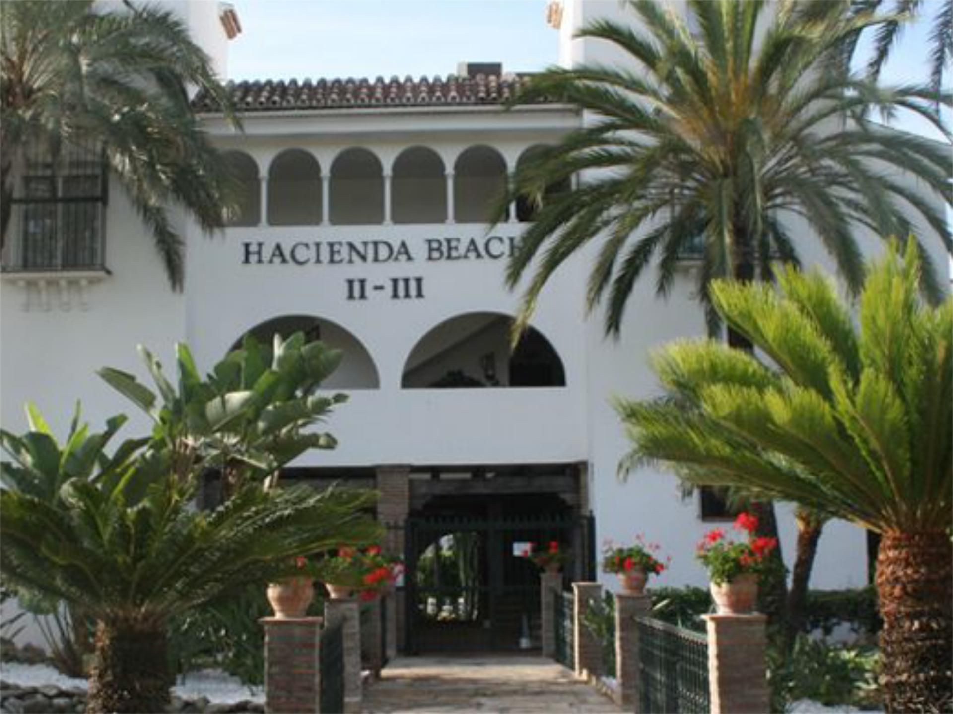Flat for sale in Estepona  with Terrace and Swimming Pool