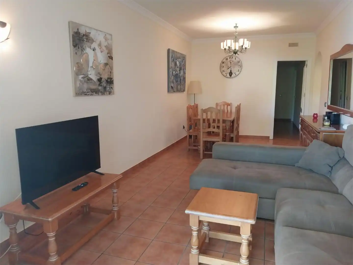 Sala d'estar de Pis en venda en Estepona amb Terrassa i Piscina