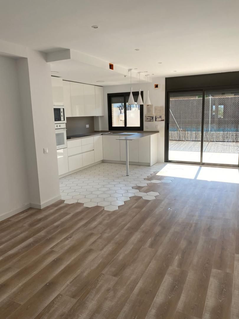 Küche von Wohnung miete in Alpicat mit Klimaanlage, Heizung und Privatgarten