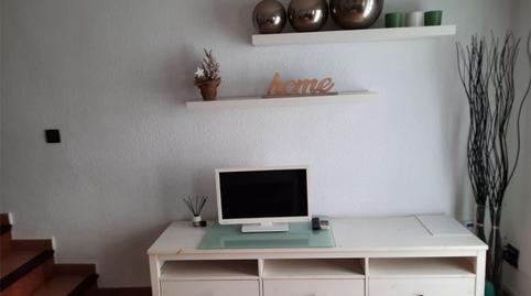 Foto 2 de Casa adosada en venda a Calle Río Vinalopó, 6, Panorama - Sierramar, Alicante