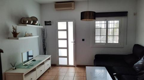 Foto 3 de Casa adosada en venda a Calle Río Vinalopó, 6, Panorama - Sierramar, Alicante